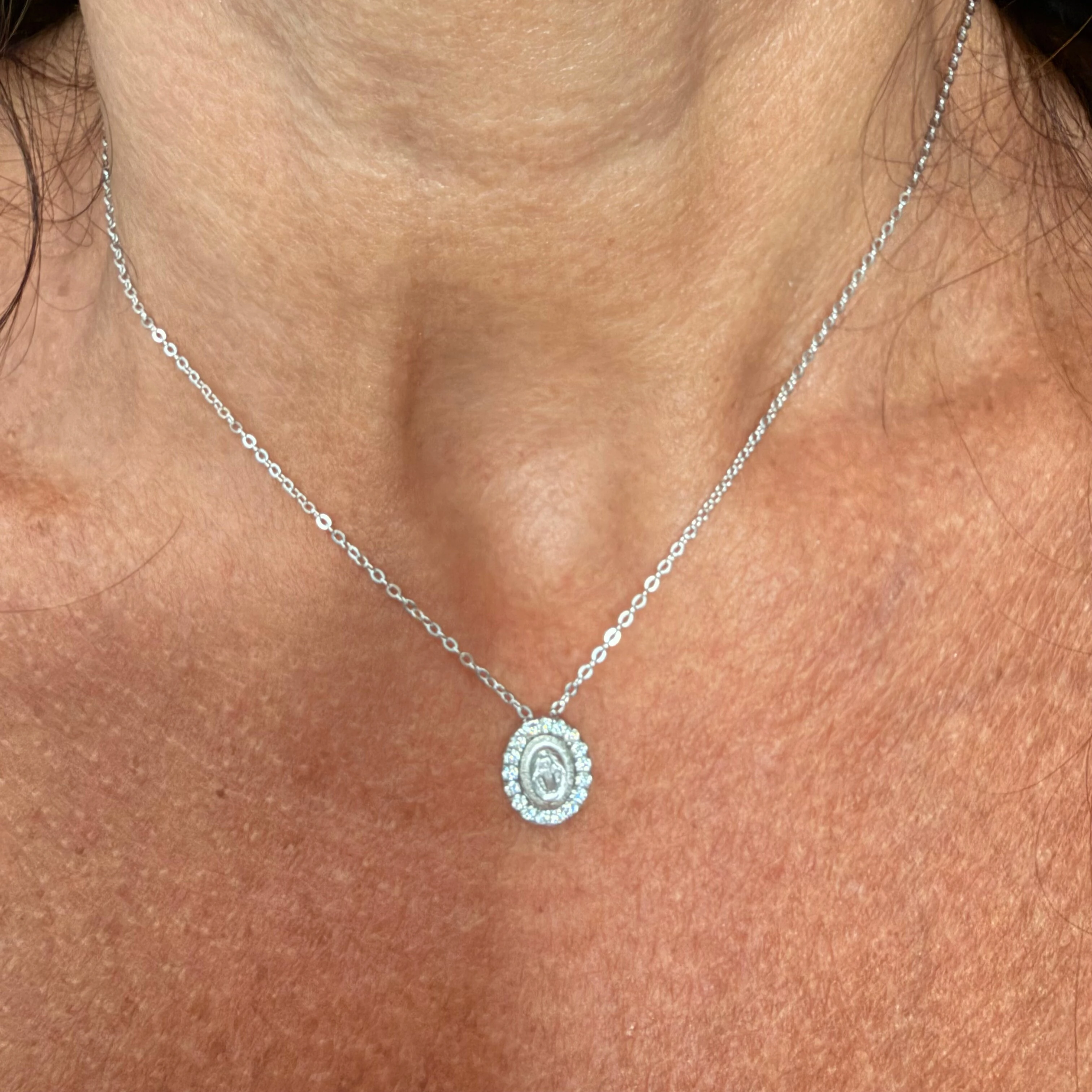 FotoColar Moissanite N Sra das Graças 0,27CT em Prata 925