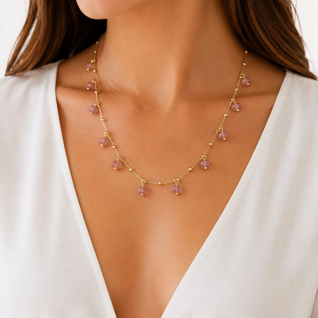 Foto Colar Bolinhas com Morganitas em Dourado