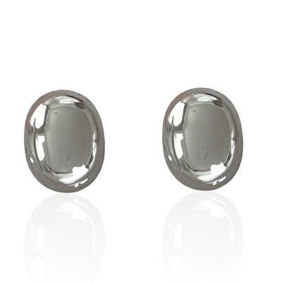 Foto Brinco Oval Liso Polido em Ródio