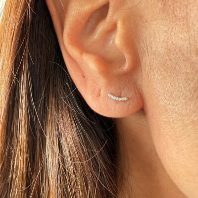 FotoBrinco Earhook Pequeno com Zircônias em Prata 925