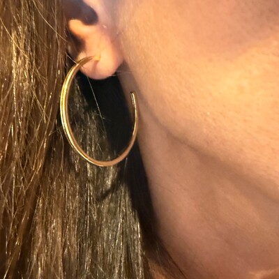 FotoBrinco Argola Lisa em Dourado