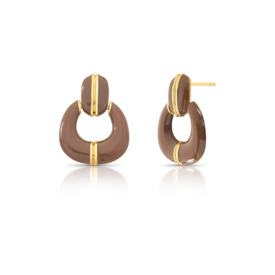 Foto Brinco Pendurado Esmaltado Marrom em Dourado