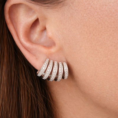 FotoBrinco Agarradinho Cravejado com Zircônias em Ródio