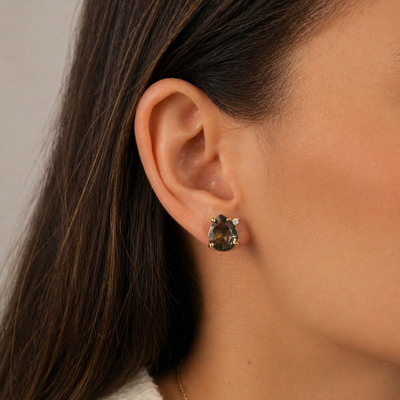 FotoBrinco Gota Quartzo Natural com Zircônia em Dourado