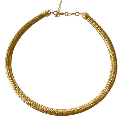 Foto Colar Aro Grosso Trançado em Dourado
