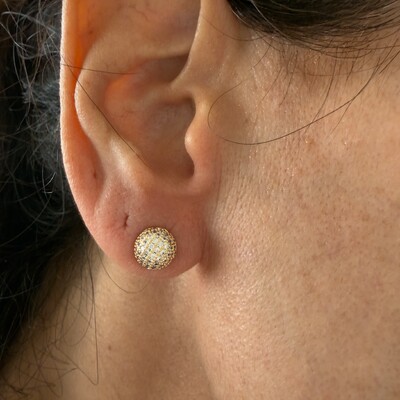 FotoBrinco 1/2 Bola Cravejada com Zircônias em Dourado