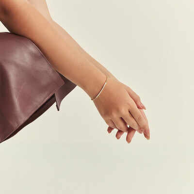 FotoPulseira Sorriso Cravejada com Zircônias em Dourado