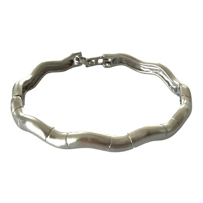 Foto Bracelete Ondulado Acetinado