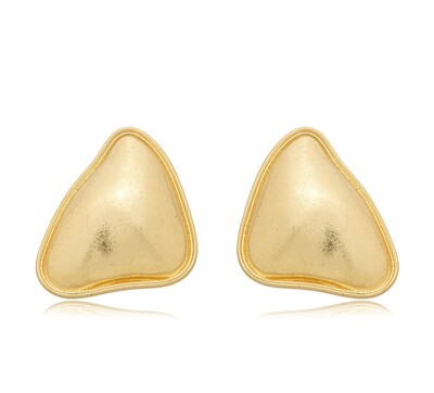 Foto Brinco Triângulo Fosco em Dourado