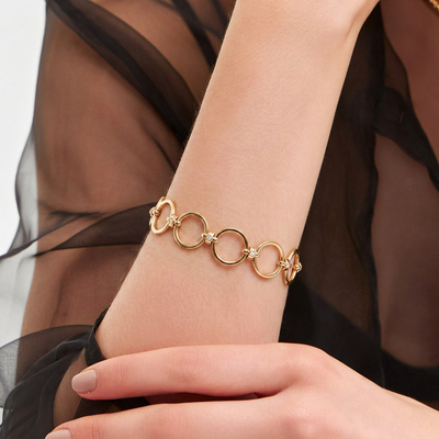 Foto Pulseira Círculos Vazados em Dourado