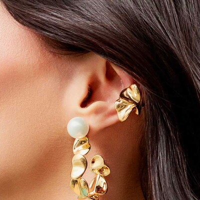 FotoPiercing Fake 2 Corações Lisos em Dourado