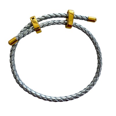Foto Bracelete Ajustável com 2 Pingentes em Aço em Dourado