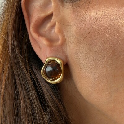FotoBrinco Orgânico Retangular com Resina Marrom em Dourado
