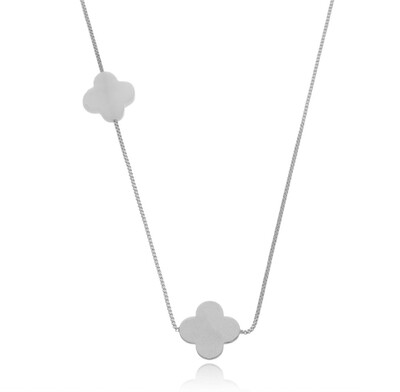 Foto Colar Longo com Trevo Liso e de Madrepérola em Ródio