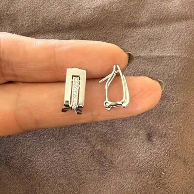 Foto Brinco Argola Clips Liso e Cravejado com Zircônias na Prata 925