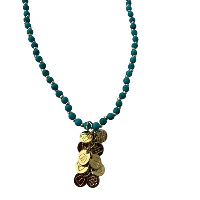 Foto Colar Turquesa com Pingentes em Dourado