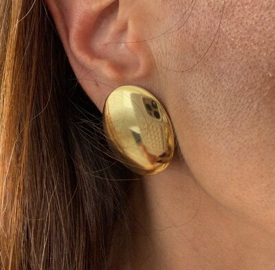 Foto Brinco Pressão Oval Liso em Dourado