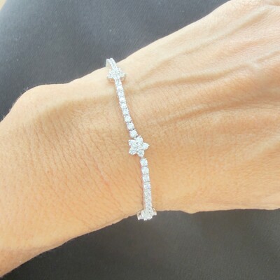 FotoPulseira Riviera com Flores de Zircônias em Prata 925