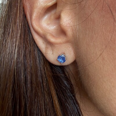 FotoBrinco Ponto de Luz Tanzânita em Ródio