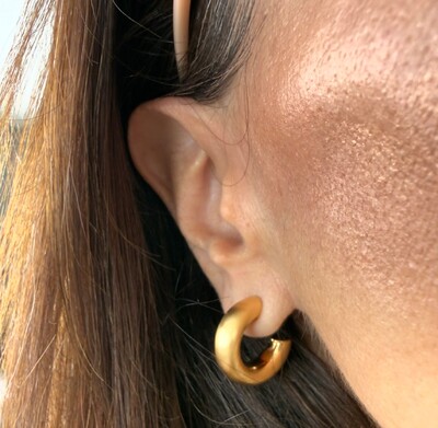 FotoBrinco Argola M Fosca em Dourado