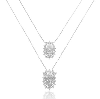 Foto Escapulário Cruz Raiada e Espírito Santo Retangular com Zirconias em Ródio