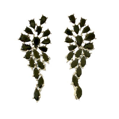 Foto Brinco Cacho Ônix em Ródio