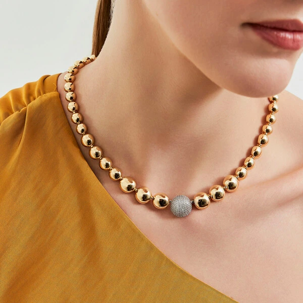 Colar Esferas Lisas e Cravejada com Zircônias em Dourado