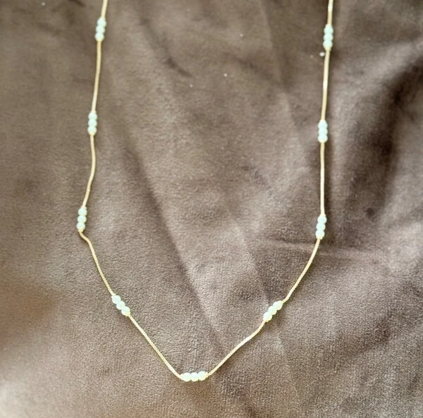 Colar Longo 3 Perolinhas Espaçadas em Dourado