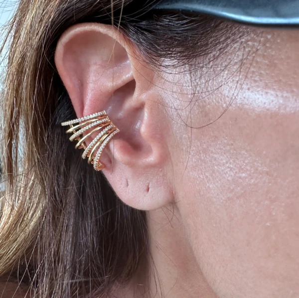 Piercing Fake 7 Voltas com 4 Cravejadas e 3 Lisas em Dourado