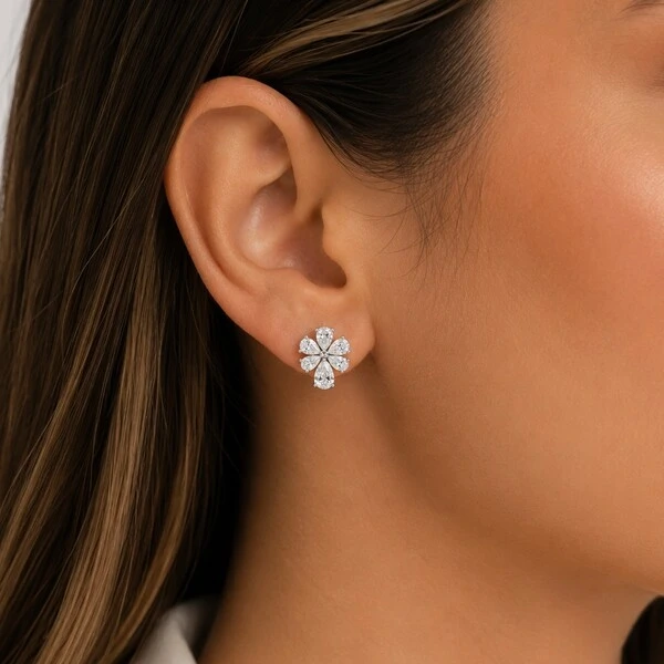 Brinco Flor Gotas em Moissanite 5,44 ct – Prata 925