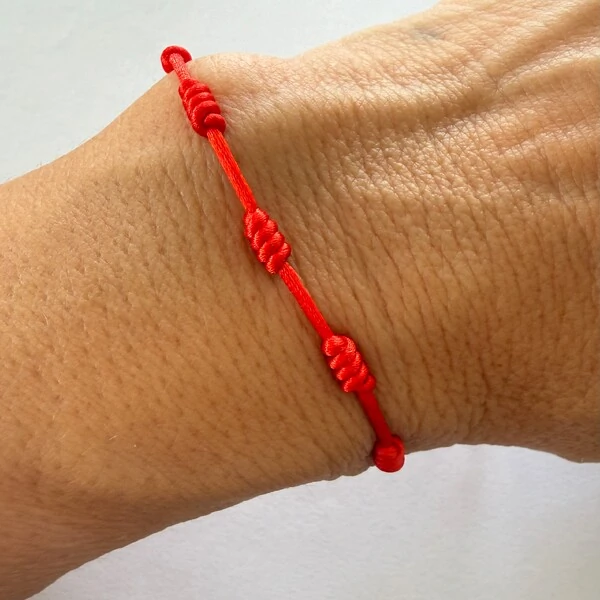 Pulseira 7 Nós Vermelha