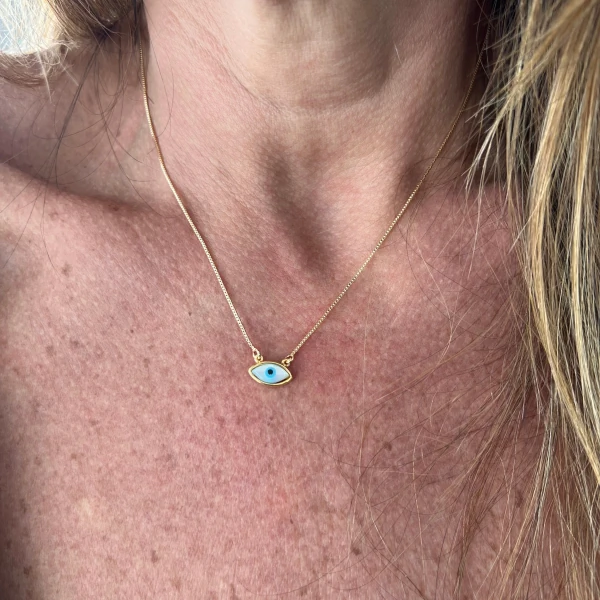 Colar Olho Grego Navete em Madrepérola em Dourado