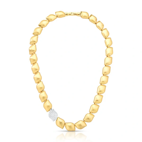 Gargantilha Fosca com 1 Peça Cravejada com Zircônias em Dourado