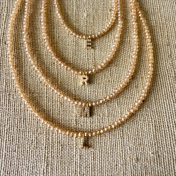 Colar Cristal Dourado com Letra Inicial Cravejada com Zircônias em Dourado