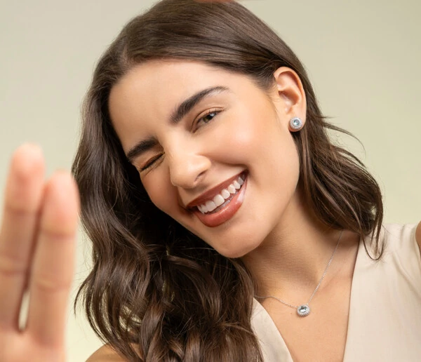 Colar Princesa Redondo com Água Marinha e Zircônias em Ródio