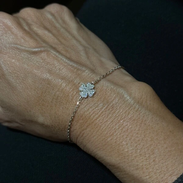 Pulseira Trevo 4 Folhas Cravejadas com Zircônias em Prata 925