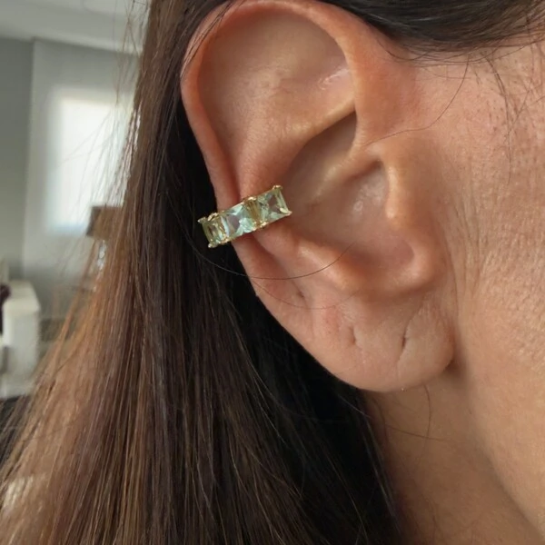 Piercing Fake 3 Pedras em Dourado