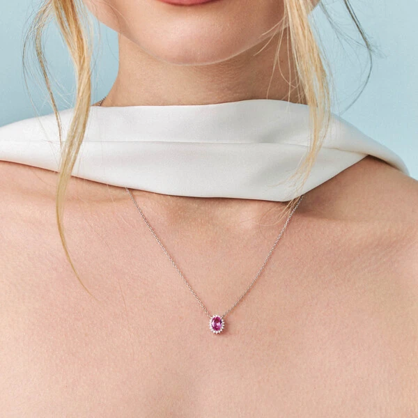 Colar Oval Rubelita com Zircônias Princesa em Prata 925