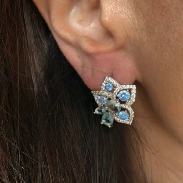 Brinco Flor Água Marinha Fusion e Safira Fusion com Zircônias Cravejadas em Ródio