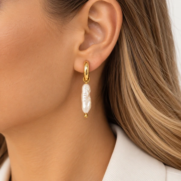 Brinco Argola com Pérola em Dourado