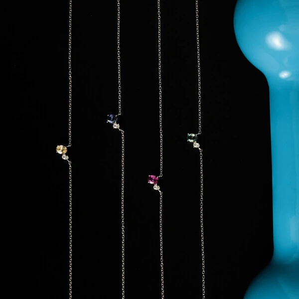 Colar Citrino Oval e Ponto de Luz de Zircônia em Prata 925