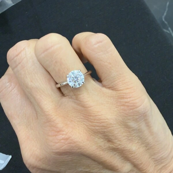Anel Solitário Moissanite 8MM 2CT em Prata 925