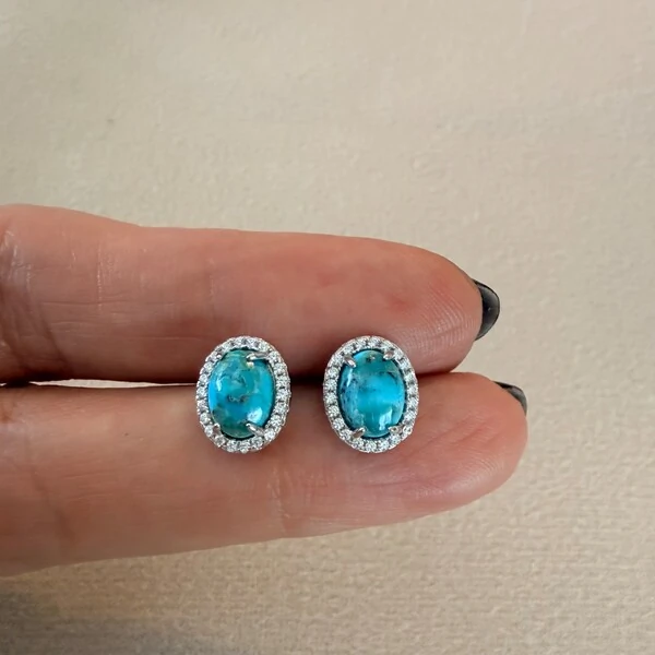 Brinco Princesa Oval em Turquesa e Zircônias em Prata 925