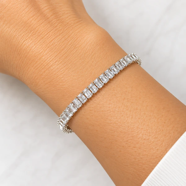 Bracelete Zircônias Baguetadas em Rodio