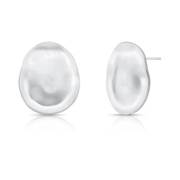 Brinco Oval Orgânico Fosco Martelado em Ródio