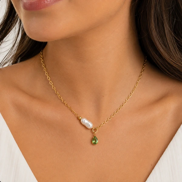 Colar Cartier com Pérola Natural e Gota em Dourado