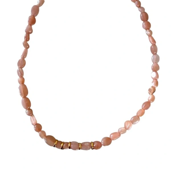 Colar Pedra Natural da Luz com Entremeios em Dourado