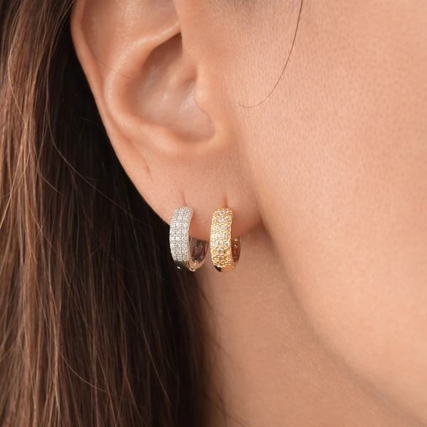 Brinco de Argola com Zircônias