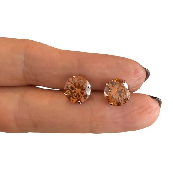 Brinco Ponto de Luz 10mm em Prata 925