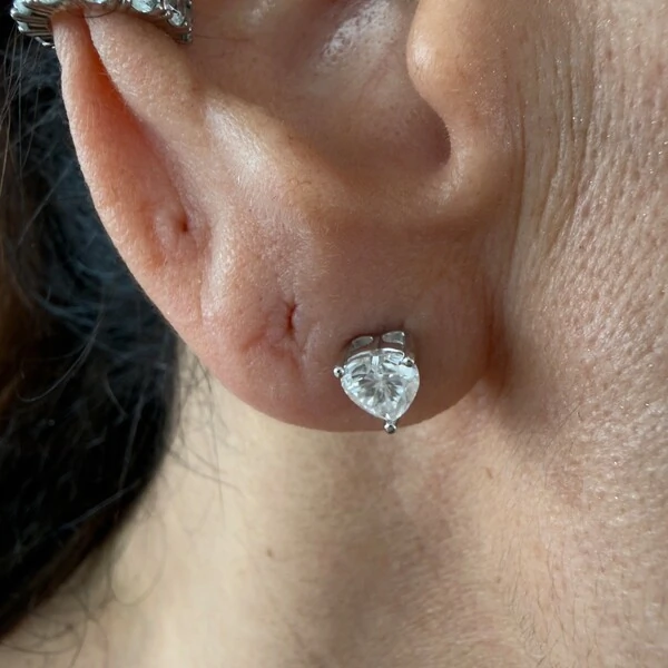 Brinco Moissanite com Coração 1,6 CT em Prata 925